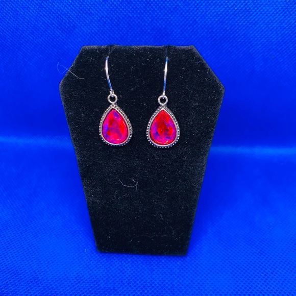 Earrings - Picture 3 of 4